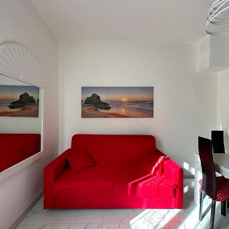Wh - Dolce Vita - Bilocale - 5 Minuti Dal Centro - Parcheggio Gratuito - Wifi Sanremo Esterno foto